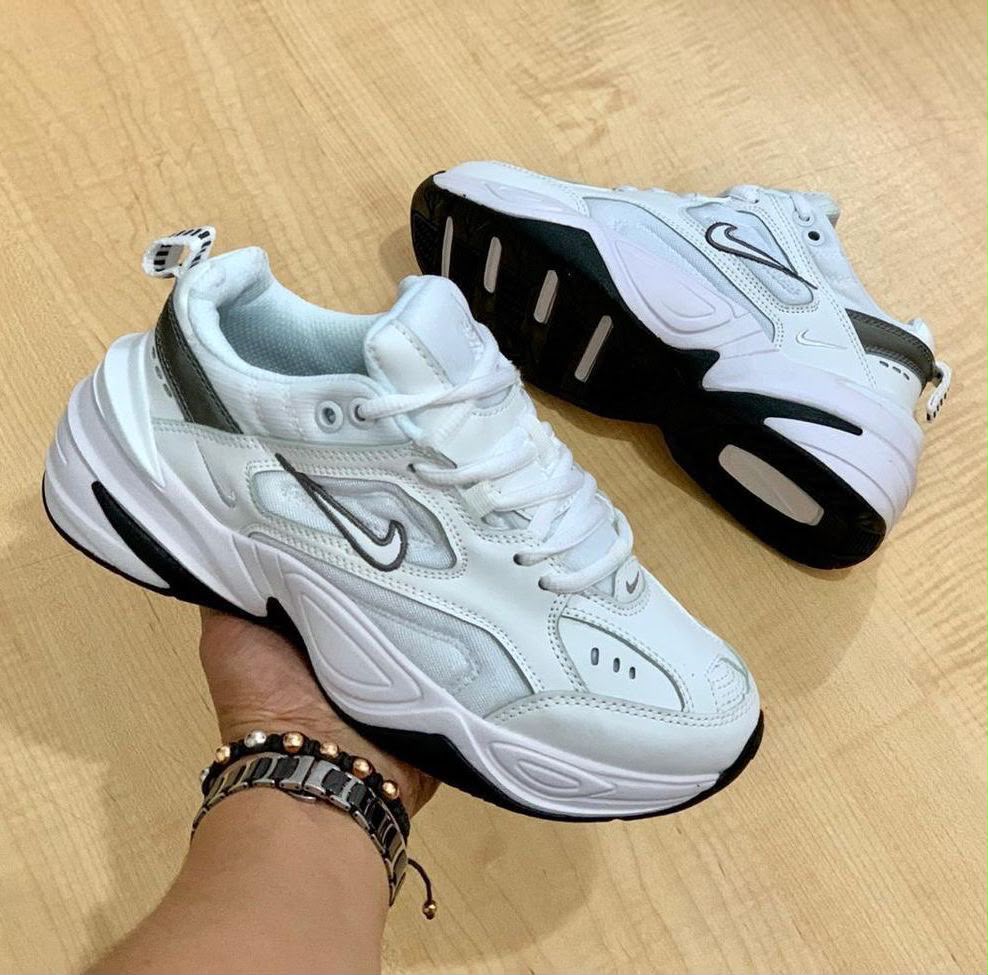 NIKE TECNO