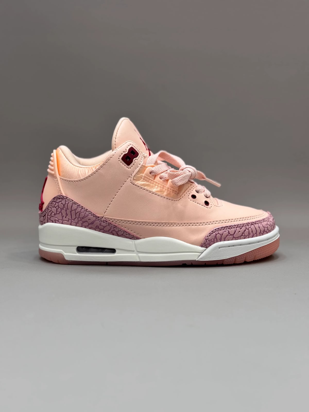 JORDAN RETRO 3